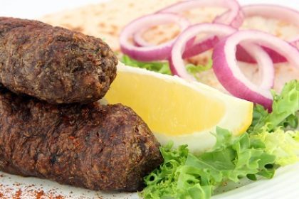 אסאדו בטבע – חגיגה של קייטרינג בשרי